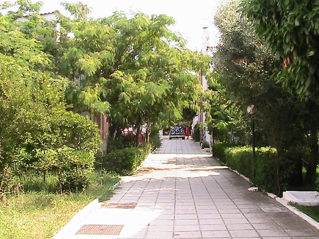 尼基公寓式旅馆 波利克罗诺 外观 照片